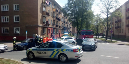 Aktuálně: V centru Příbrami se srazily dva vozy