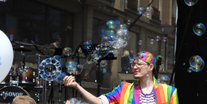 Fotogalerie: Děti si užily den v divadle