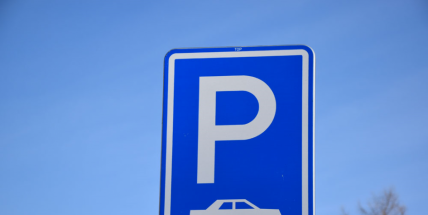Od 1. června můžete platit parkovné bezhotovostně