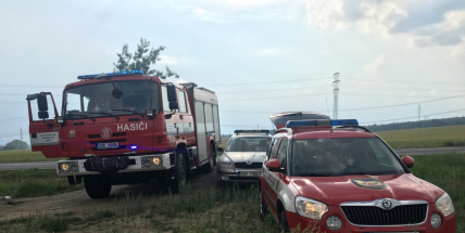 Aktuálně: Hasiči zasahují na silnici I/4 u požáru dodávky