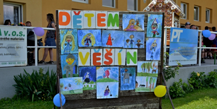 Bohatý nedělní program ve sportovně rekreačním areálu si děti řádně užily