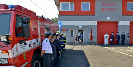 Hasiči ze Solenic slavnostně odemkli zrekonstruovanou zbrojnici