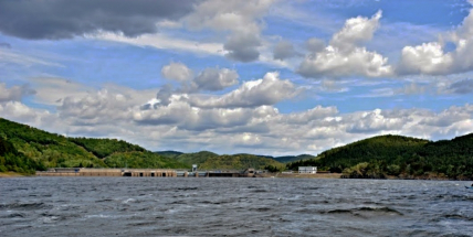 Čeká na vás noční Orlík, největší vodní elektrárna v Česku!