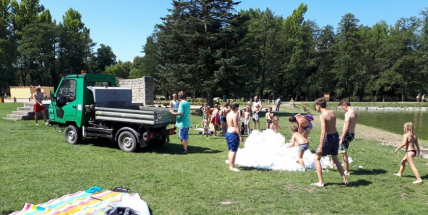 Foto dne: Na Nováku právě probíhá koulovačka!