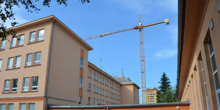 Odstartuje výuka na Základní škole 28. října opravdu s počátkem září?