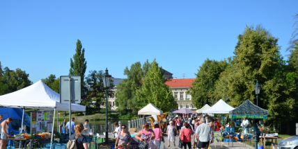 Farmáři zvou opět na trh