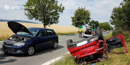 Policie hledá svědky dopravní nehody v Rožmitálu pod Třemšínem