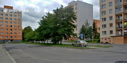 UPOZORNĚNÍ: Veřejné slyšení v záležitosti parkování na sídlišti Drkolnov mění termín