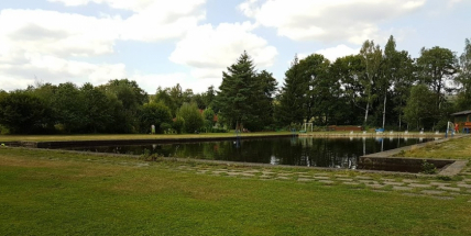 Než skončí prázdniny, vyzkoušejte také koupaliště v Obecnici