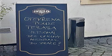 FOTO DNE: To bylo takové horko, že se už ani do práce nechtělo...