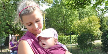 Příbramské nosící maminky užívaly hezkého počasí na pikniku