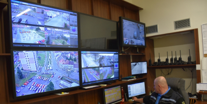 Příbram je osazována novými kamerovými body, úsekovými měřiči a ukazateli okamžité rychlosti