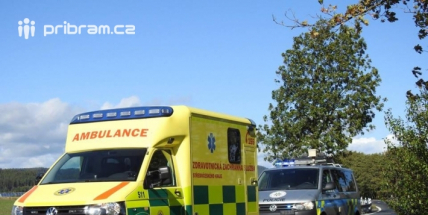 Nedal přednost sanitce, po viníkovi se pátrá