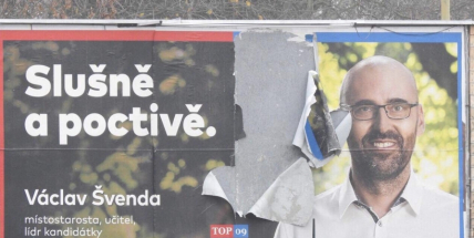 Foto dne: Můžete si zkontrolovat sliby politiků, volební poutače jsou stále v ulicích