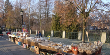 I přes mrazivé počasí probíhají Farmářské trhy na Hořejší Oboře