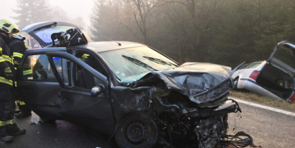 Aktuálně: Po čelním střetu dvou vozidel je uzavřen hlavní tah na Plzeň!