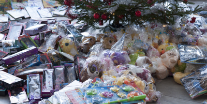 Příbramské divadlo včera přichystalo dětem Vánoce