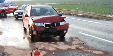 Aktuálně: Zraněním skončila dopravní nehoda na Skalce