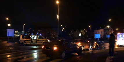 Aktuálně: Srážka vozu s chodcem si vyžádala zranění