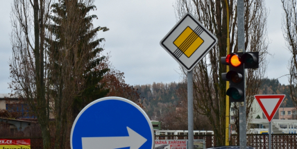 Ani v letošním roce nemůžete od Tesca doleva! Změna platí přes Vánoce