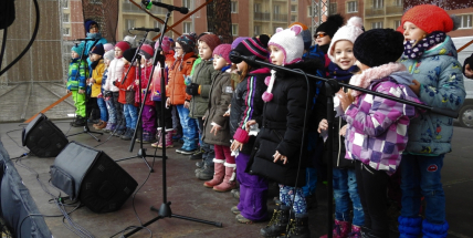 Děti zazpívaly vánoční písně, rodiče byli dojatí