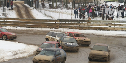 Přijďte se podívat na Silvestrovský rallycross do Sedlčanské kotliny
