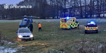 Pád z výšky si vyžádal asistenci vrtulníku