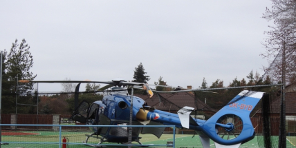 Havarovaný policejní vrtulník prohlédne technik ze zahraničí