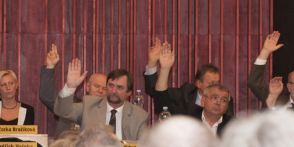 16 hodinové jednání zastupitelstvo v několika bodech (KOMENTÁŘ)