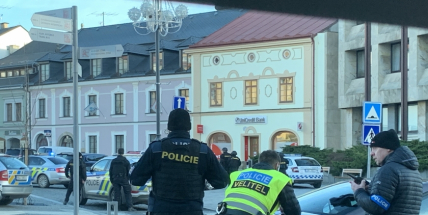 Policie vydala oficiální vyjádření k dnešnímu ozbrojenému přepadení!