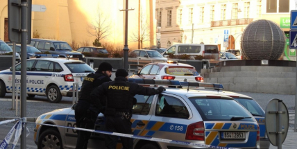 Policie dnes zřejmě obviní muže kvůli přepadení banky v Příbrami