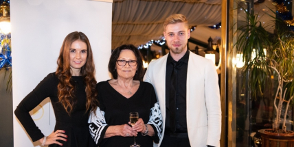 Agentura mě po pracovní stránce velmi zaměstnává, takže není moc chvil, aby se člověk zastavil a ohlédnul dozadu