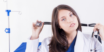 Středočeský kraj bude podporovat studium praktických sester