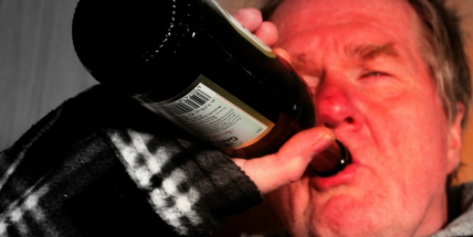 Suchej únor chce změnit kladný vztah populace k alkoholu
