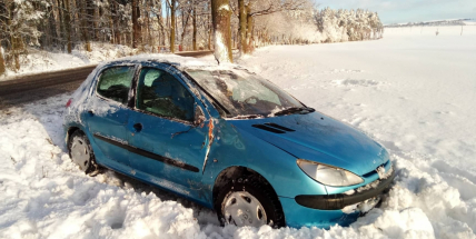 ON-LINE: Sníh komplikuje dopravu v regionu i dnes