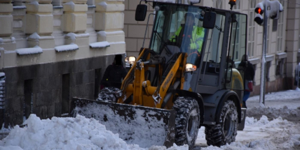 99 zastávek, 203 přechodů, na 300 km silnic a chodníků