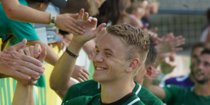 Honza Matoušek se vrací ze Slavie zpátky domů do Příbrami