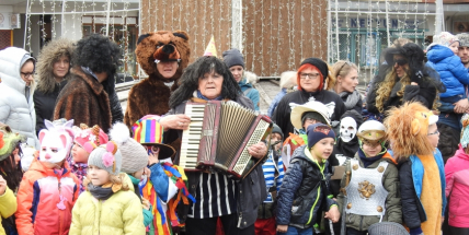 Děti z mateřinek roztančily náměstí