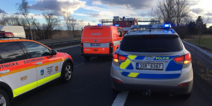 Aktuálně: Dopravní nehoda uzavřela jízdní pruh na dálnici