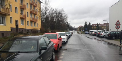 Město zpoplatní parkování v ulici Legionářů a Čs. armády