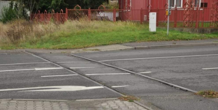 Z Husovy ulice zmizí železniční přejezd!