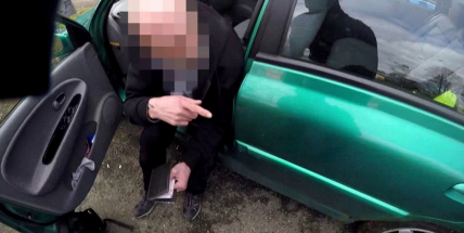 Policisté zastavili další řidiče pod vlivem alkoholu, jeden z nich nadýchal téměř tři promile