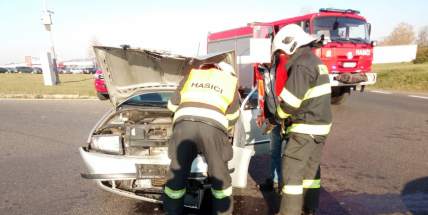 Nedání přednosti způsobilo dopravní komplikace na výjezdu z Příbrami