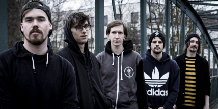 "Vše děláme upřímně, na pódiu chrlíme maximum energie," říká kapela Anthems