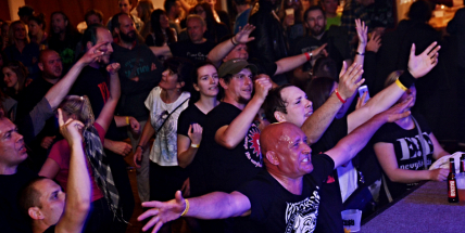 Dvě legendární kapely rozvášnily Březnici