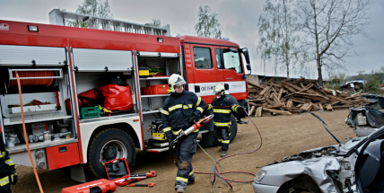 Hasiči neměli volno ani o víkendu