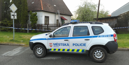 Policisté zadrželi podezřelého z vraždy v Březnici