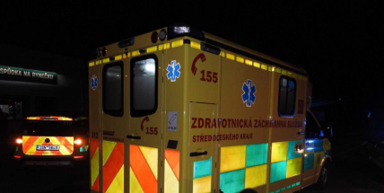 Nezletilá oslavila čarodějnice po svém. Nereagující, leč občasně zvracející skončila v nemocnici