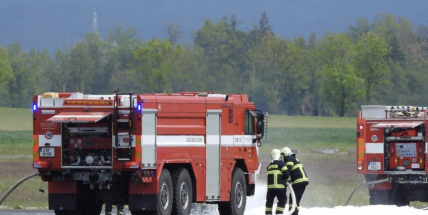 Okamžiky hrůzy: Nad letištěm krouží letadlo s vážnou technickou závadou!
