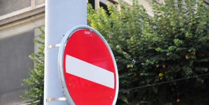 Parkování v centru omezí vinaři, dopravu poblíž divadla dětské atrakce